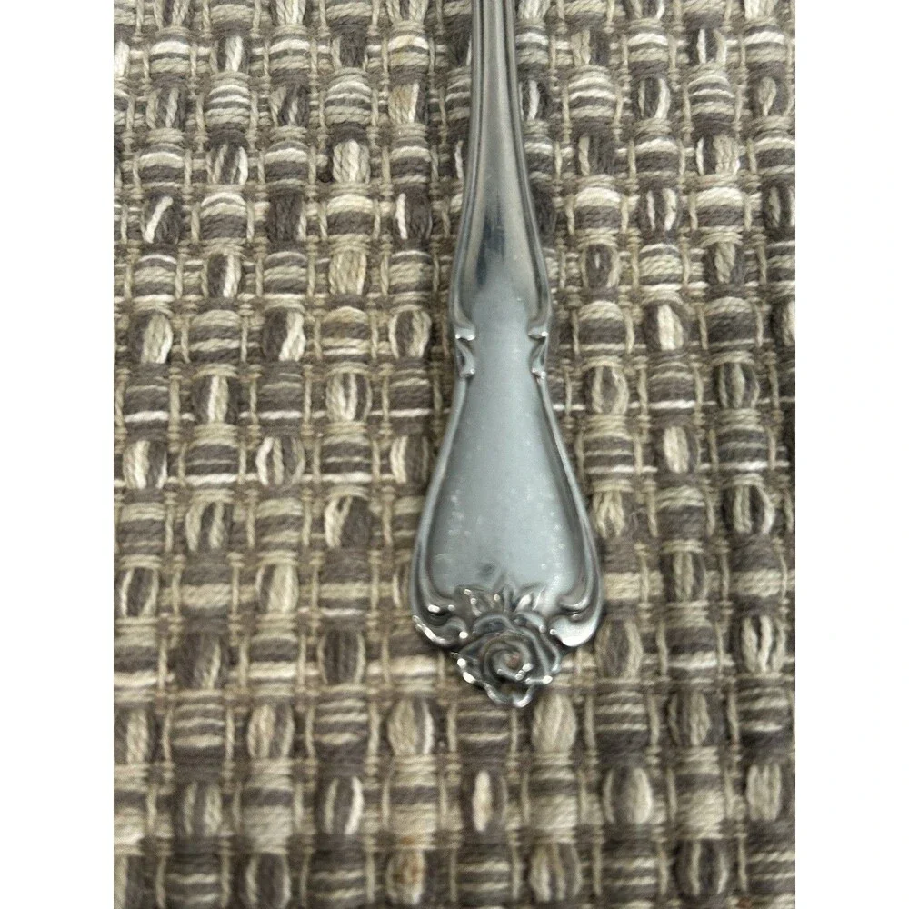 Oneida Arbor Rose True Rose Salad Fork Dessert Fork ONE Single Fork Stainless